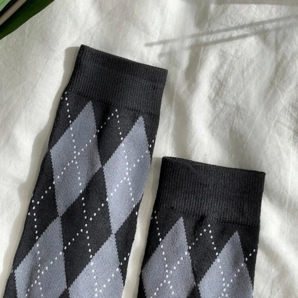 Knee High Argyle Socks - Picture 4 of 8